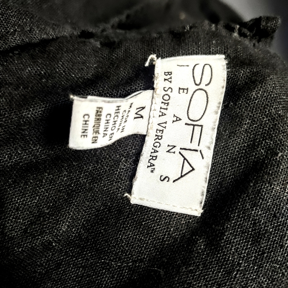 SOFIA JEANS by Sofia Vergara knot front peplum top - Picture 2 of 5